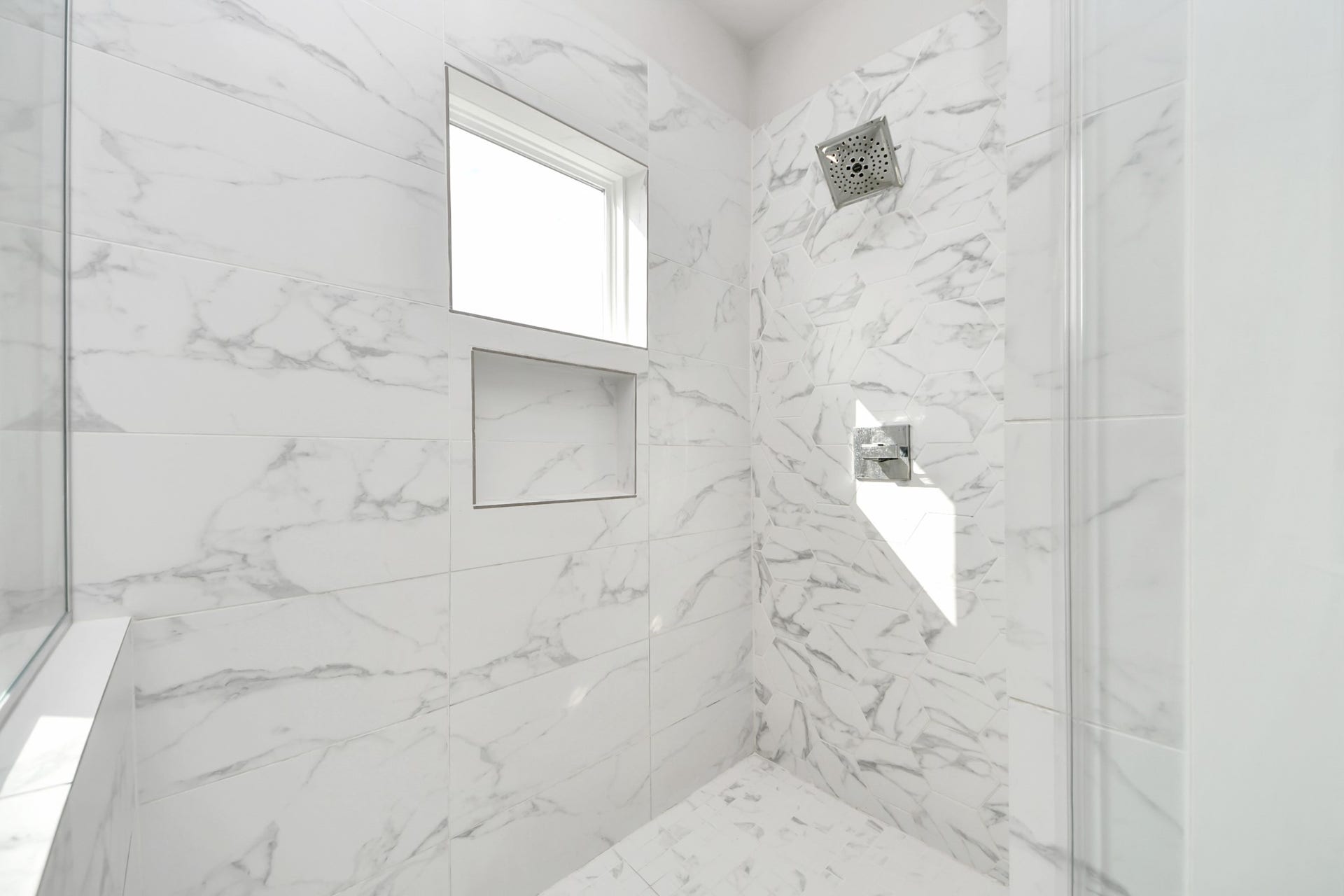 4912 Noble Street, Houston, TX 77020 walk in shower