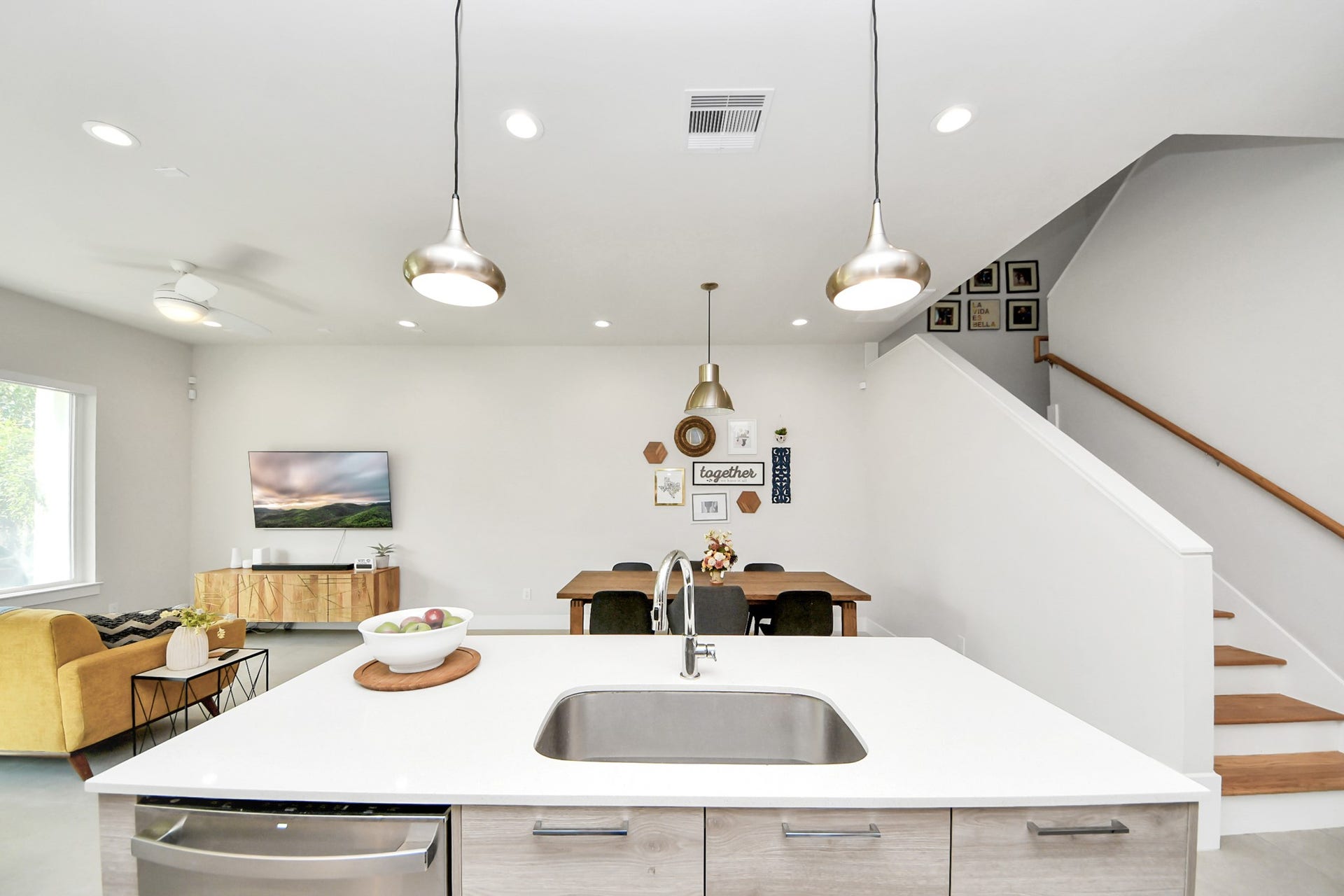 4912 Noble Street, Houston, TX 77020 4912 Noble Street, Houston, TX 77020