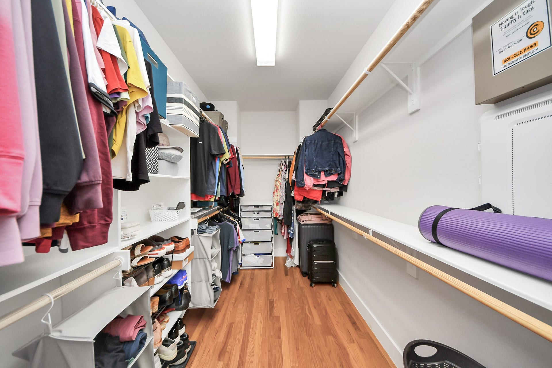 4912 Noble Street, Houston, TX 77020 Spacious Primary closet