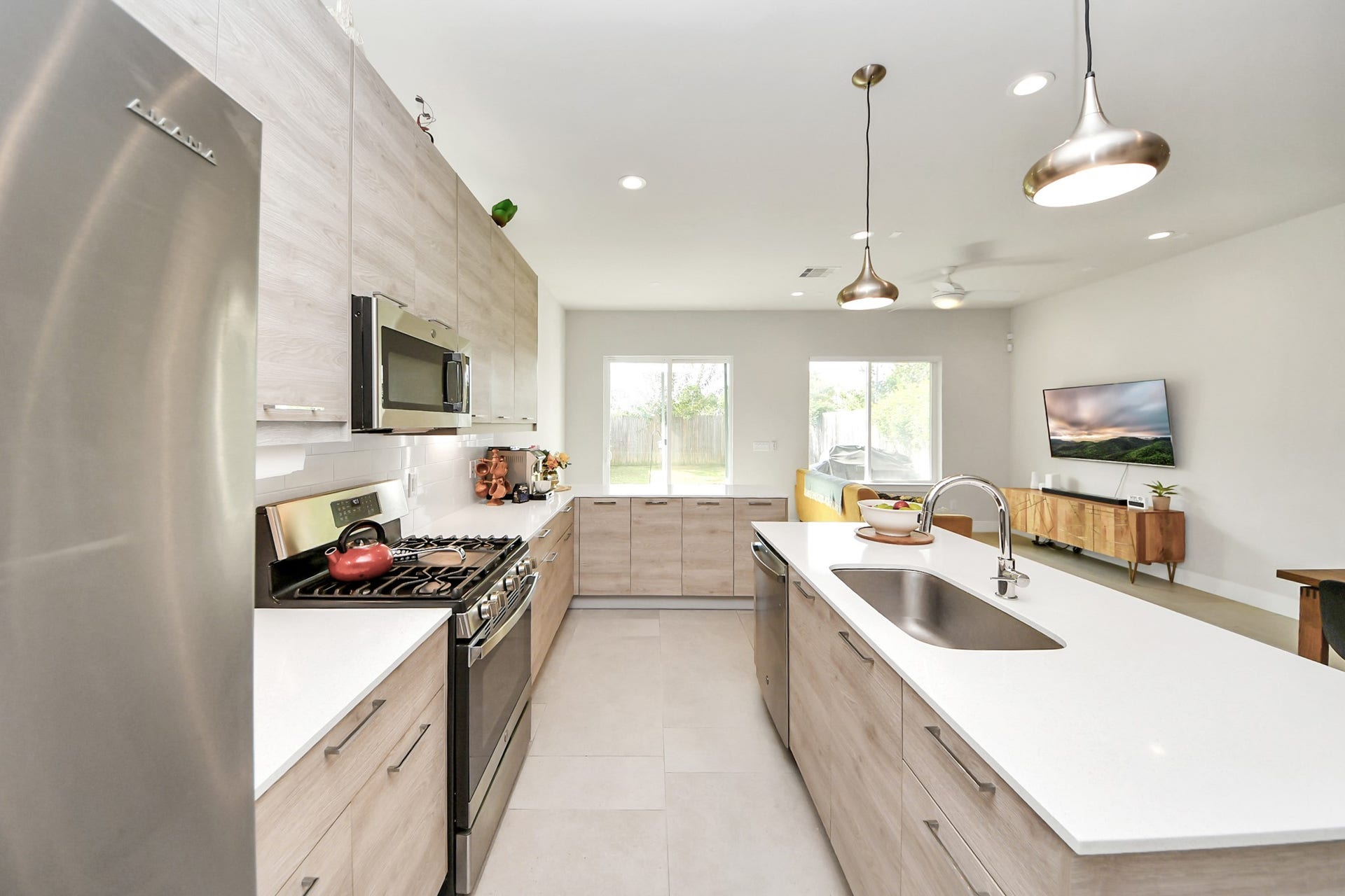 4912 Noble Street, Houston, TX 77020 4912 Noble Street, Houston, TX 77020