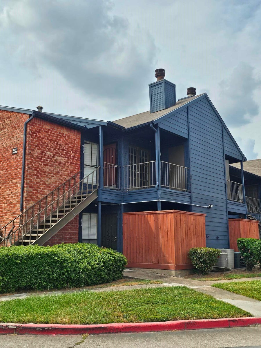 Property photo for 13480 S Thorntree Drive, #910, Houston, TX