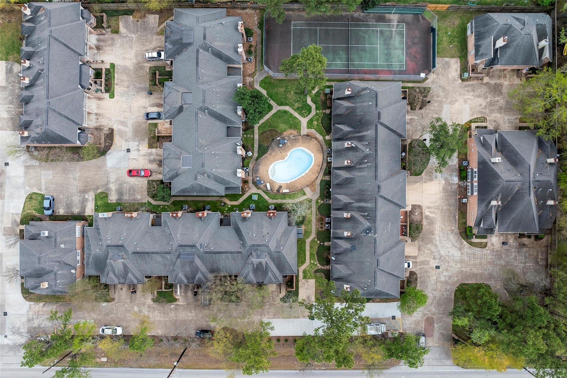 5515 Strack Road, #120, Houston, TX 77069 Aerial of Pool