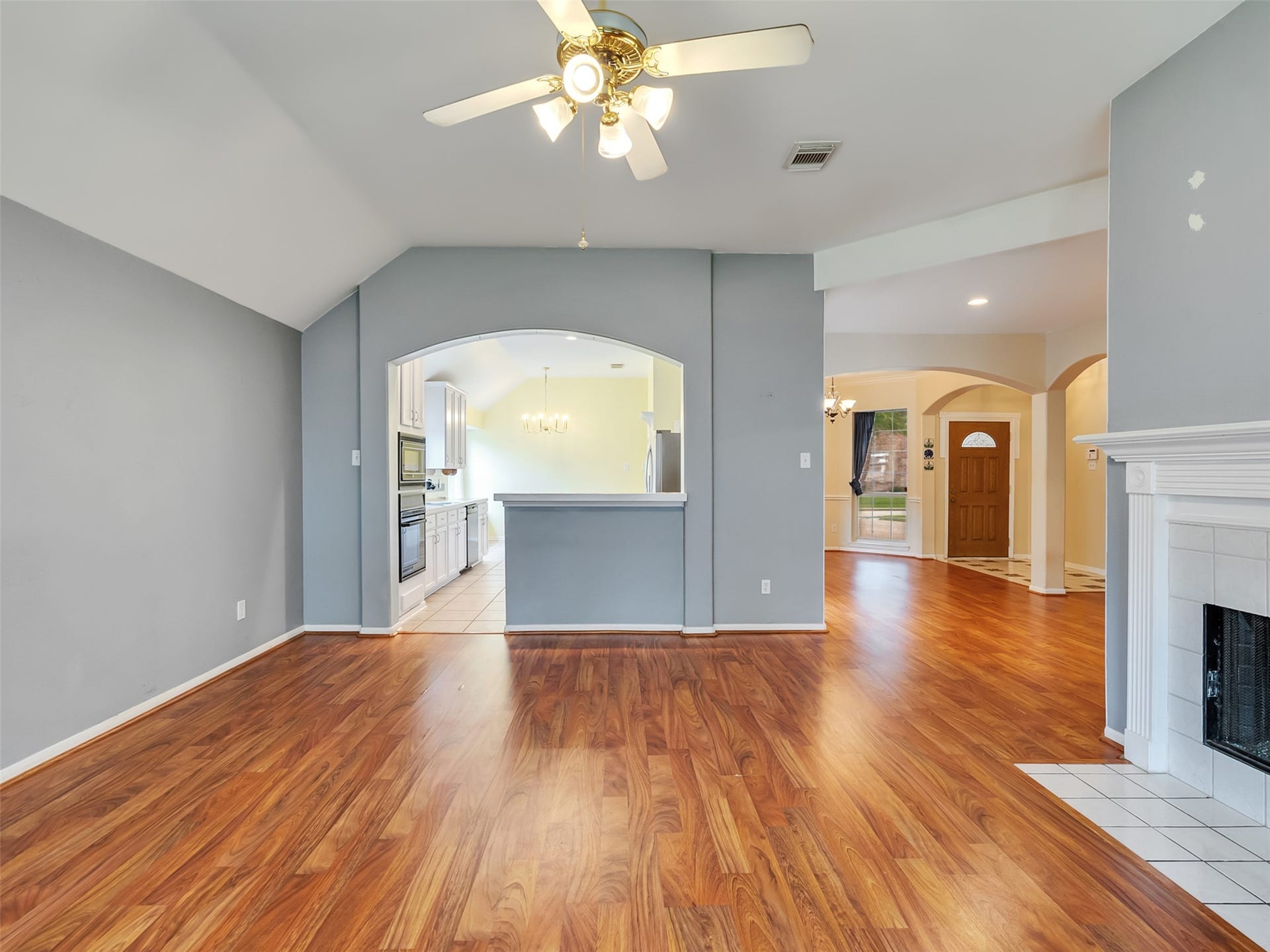 4123 Ridgepoint Drive, Pearland, TX 77584