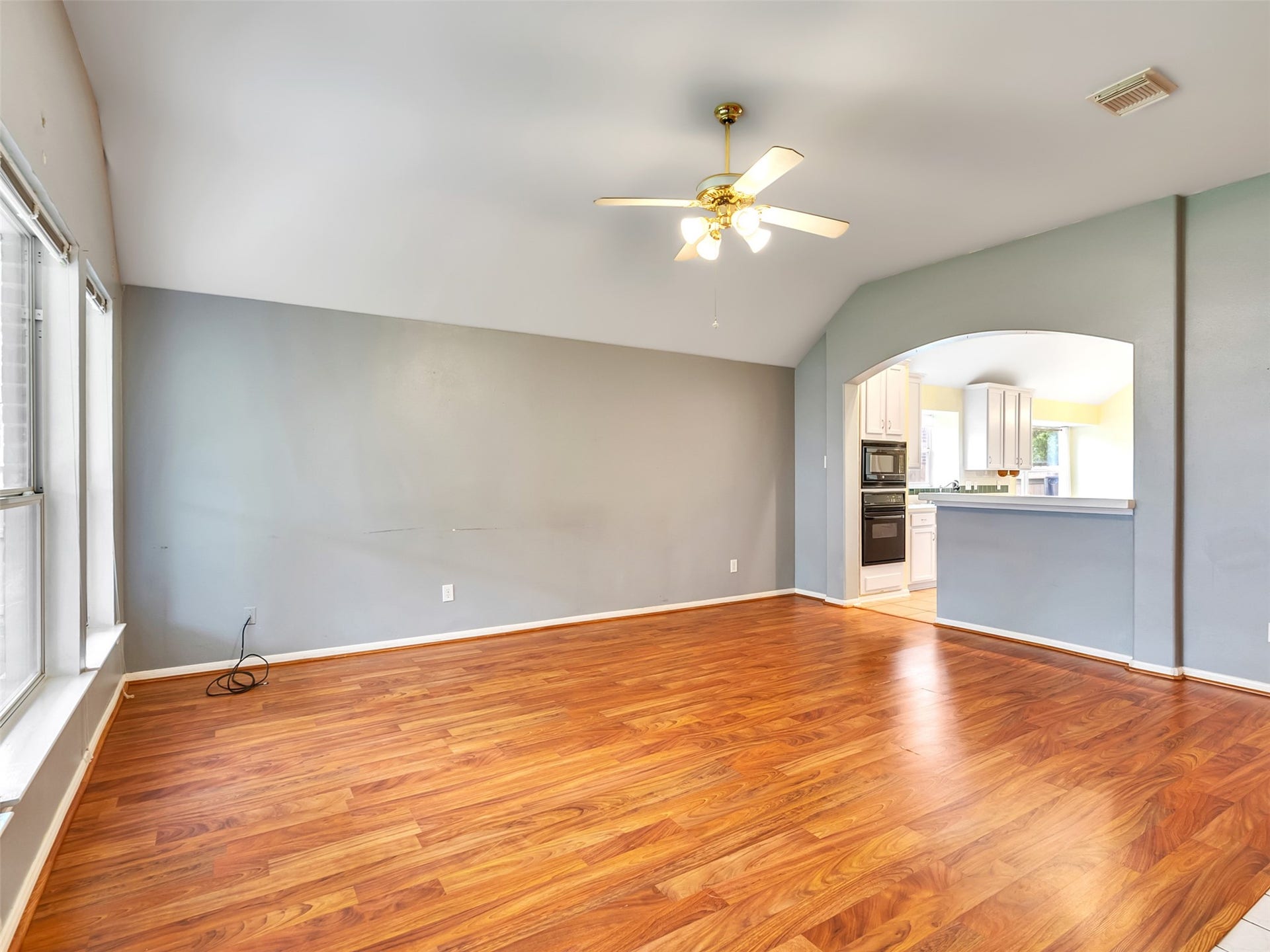 4123 Ridgepoint Drive, Pearland, TX 77584