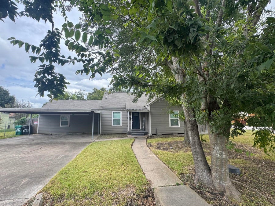 Property photo for 7135 Goforth Street, Houston, TX