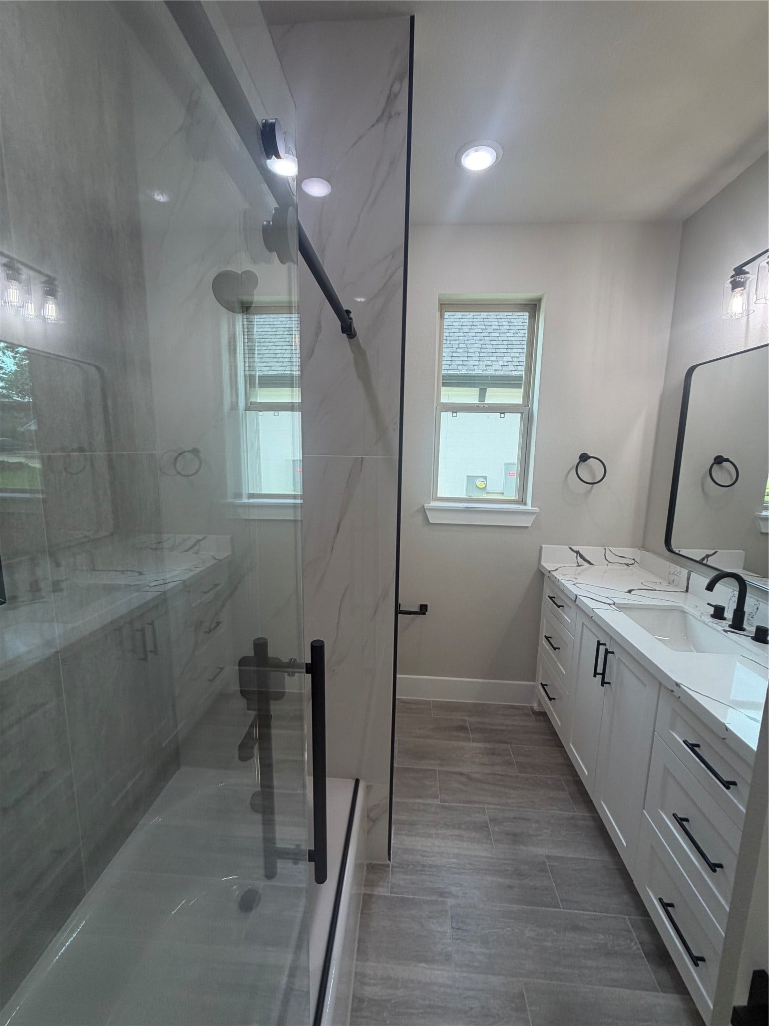 216 Bluehill Dr, Montgomery, TX 77356 216 Bluehill Dr, Montgomery, TX 77356