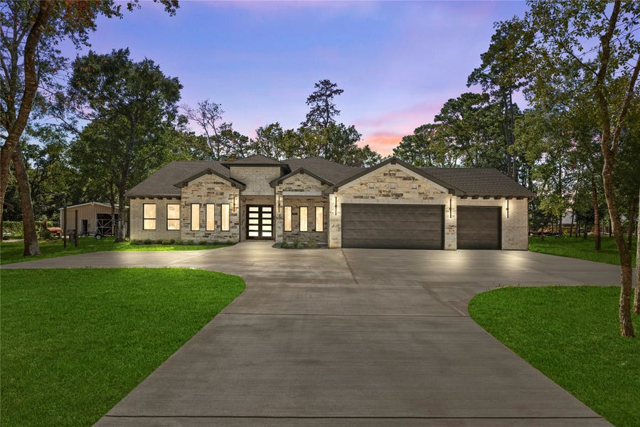 Property photo for 26819 South Creek Drive, Magnolia, TX