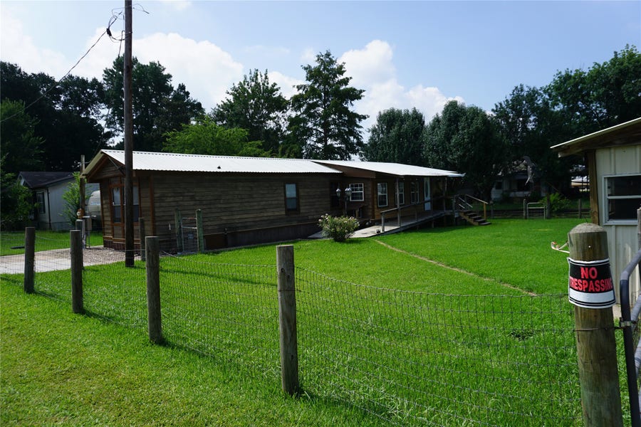 Property photo for 8989 Gladewood, Willis, TX