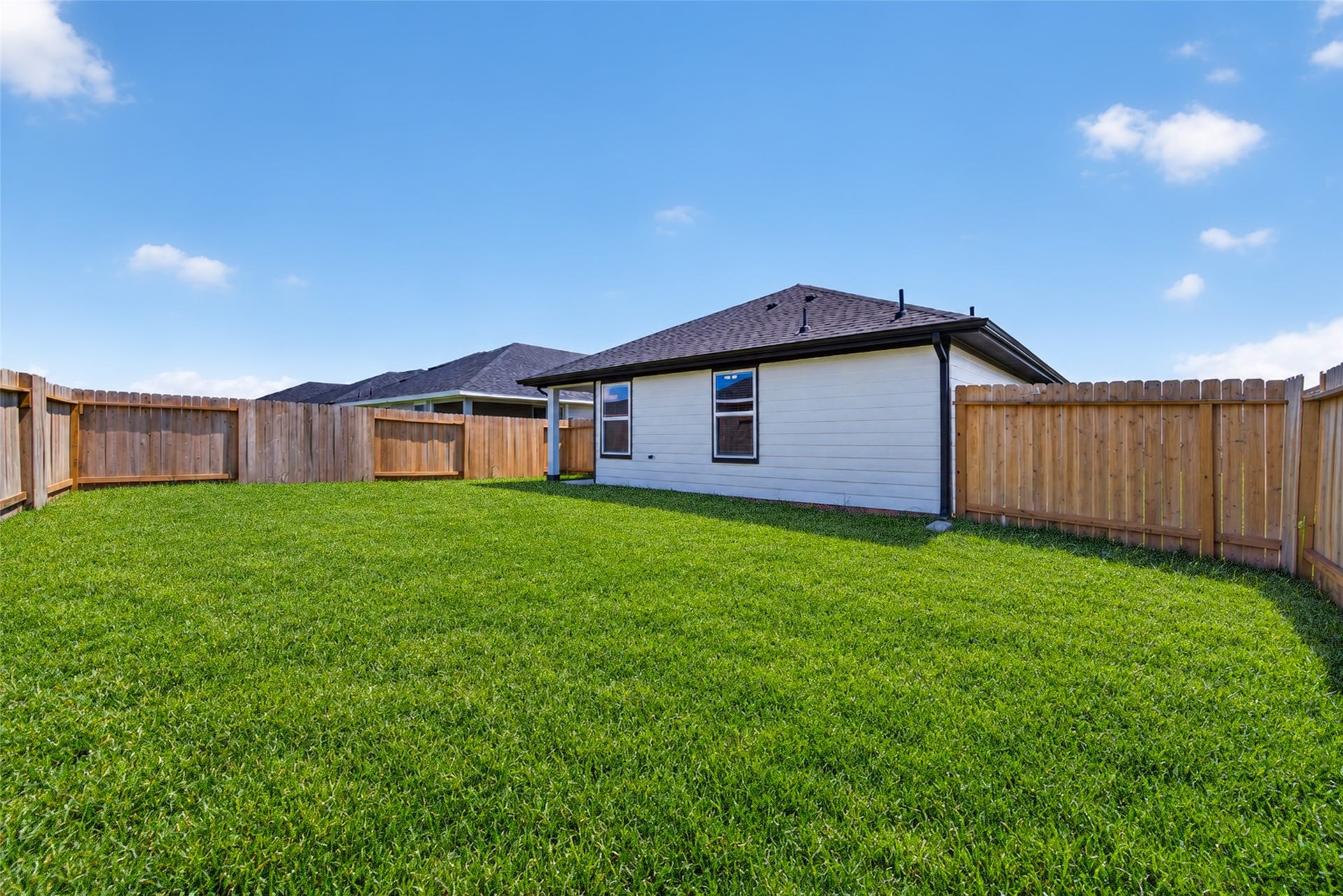 31214 Carmelas Landing Drive, Fulshear, TX 77441 Backyard