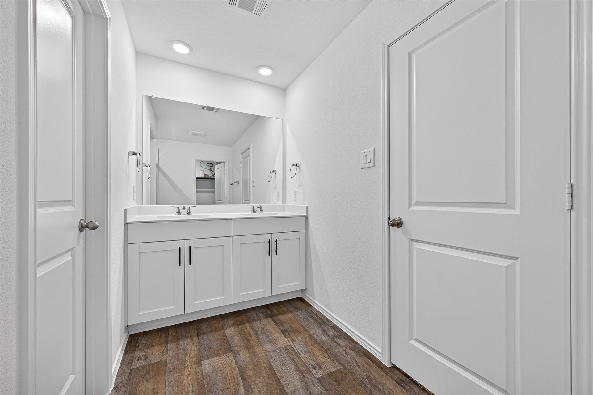 31214 Carmelas Landing Drive, Fulshear, TX 77441 Another view of primary bathroom