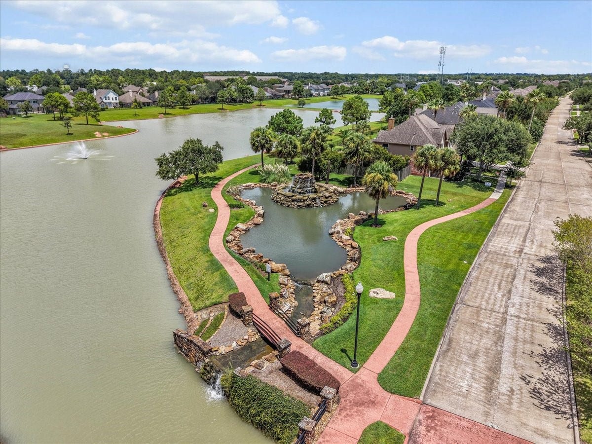 1618 Stoney Lake Drive, Friendswood, TX 77546 1618 Stoney Lake Drive, Friendswood, TX 77546