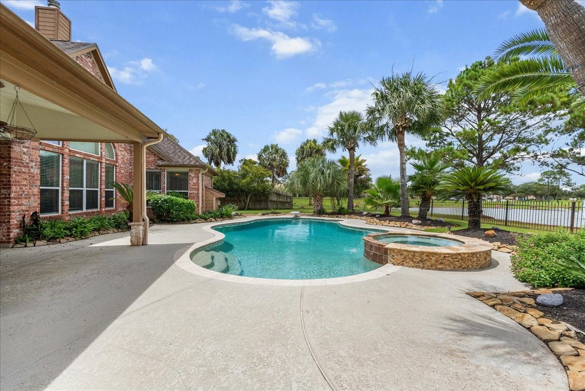 1618 Stoney Lake Drive, Friendswood, TX 77546 1618 Stoney Lake Drive, Friendswood, TX 77546