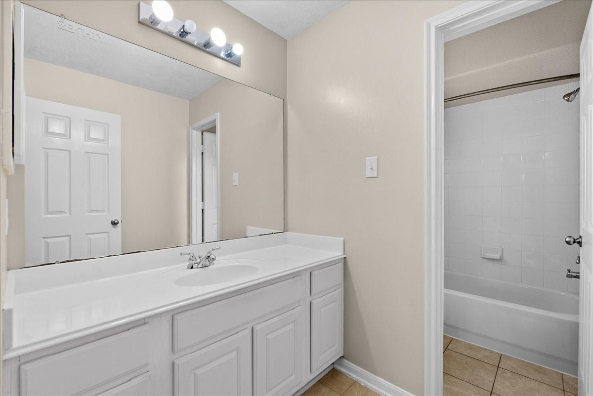 1618 Stoney Lake Drive, Friendswood, TX 77546 1618 Stoney Lake Drive, Friendswood, TX 77546