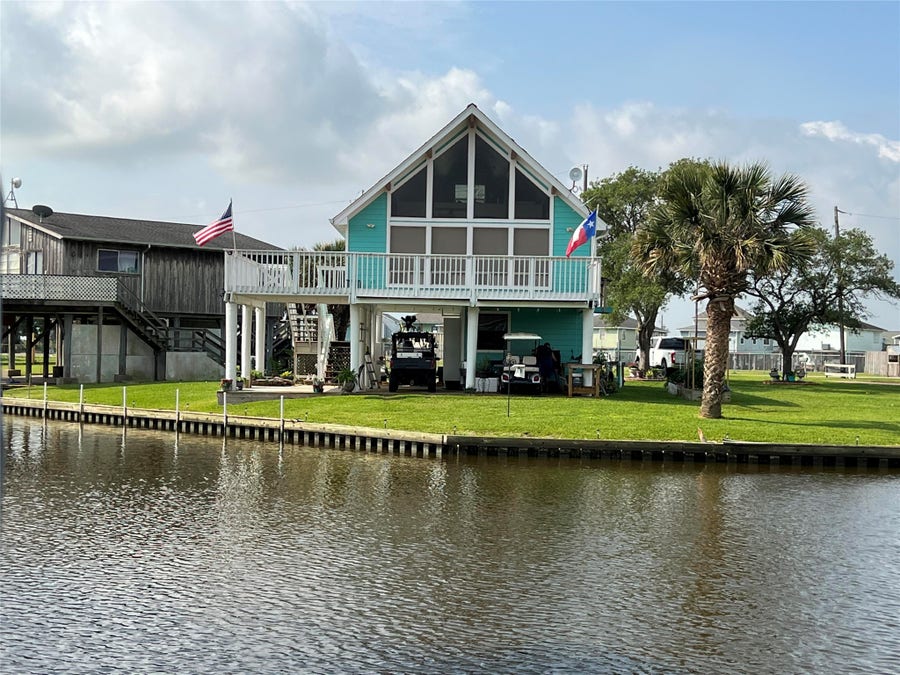 Property photo for 7 Flounder Circle, Freeport, TX