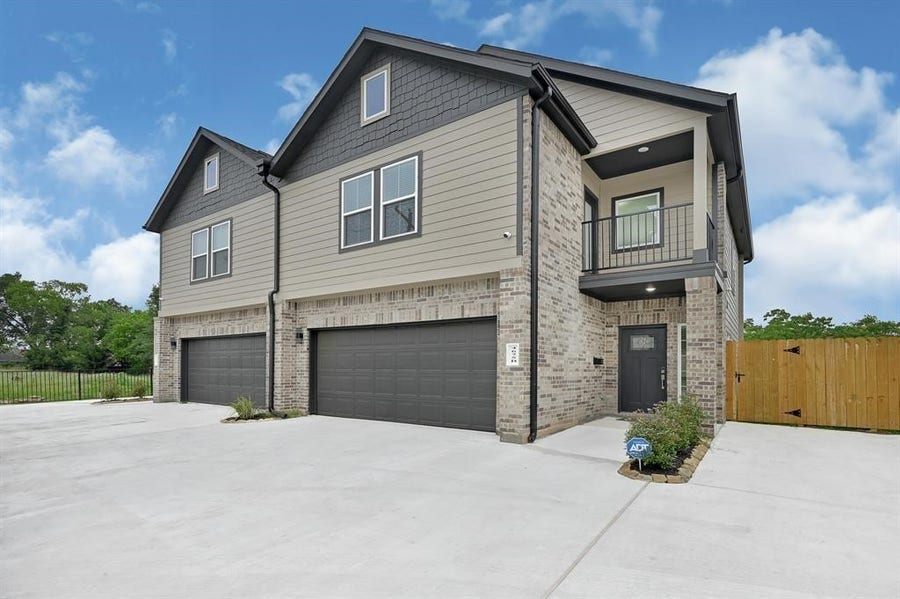 Property photo for 4675 Bellfort Street, #B, Houston, TX