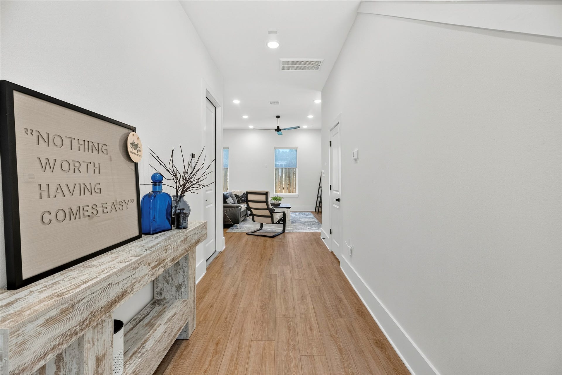 869 Mansfield Street, #E, Houston, TX 77091 869 Mansfield Street, #E, Houston, TX 77091