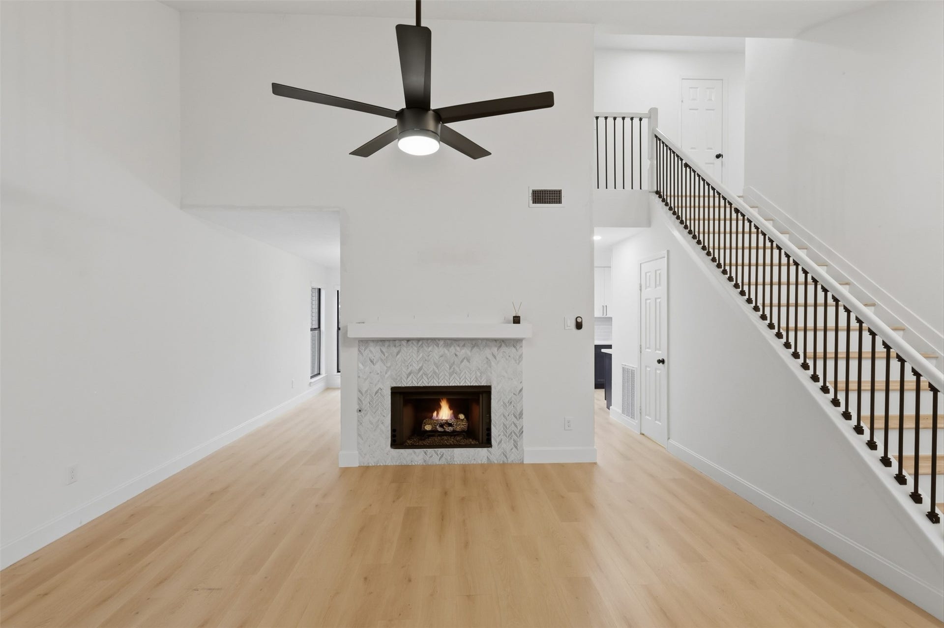 15 Cricket Hollow Place, The Woodlands, TX 77381 15 Cricket Hollow Place, The Woodlands, TX 77381