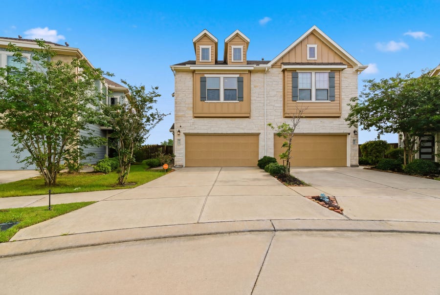 Property photo for 8759 Tubelo Mill Drive, Missouri City, TX