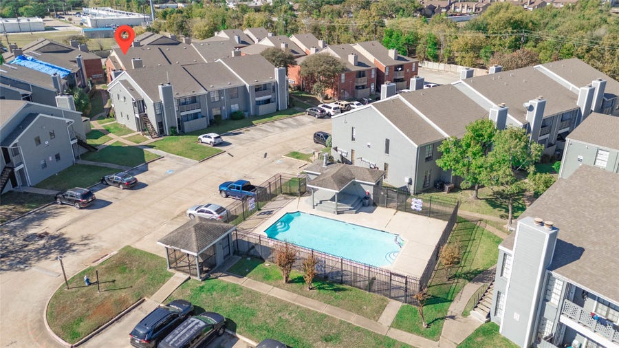 Property photo for 12500 Sandpiper Drive, #100, Houston, TX