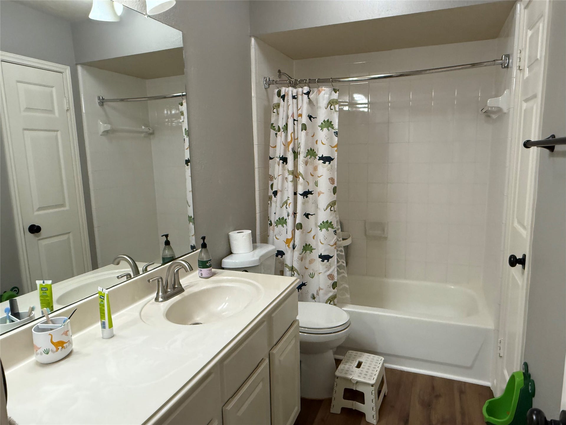 3109 Watercastle Court, League City, TX 77573 3109 Watercastle Court, League City, TX 77573