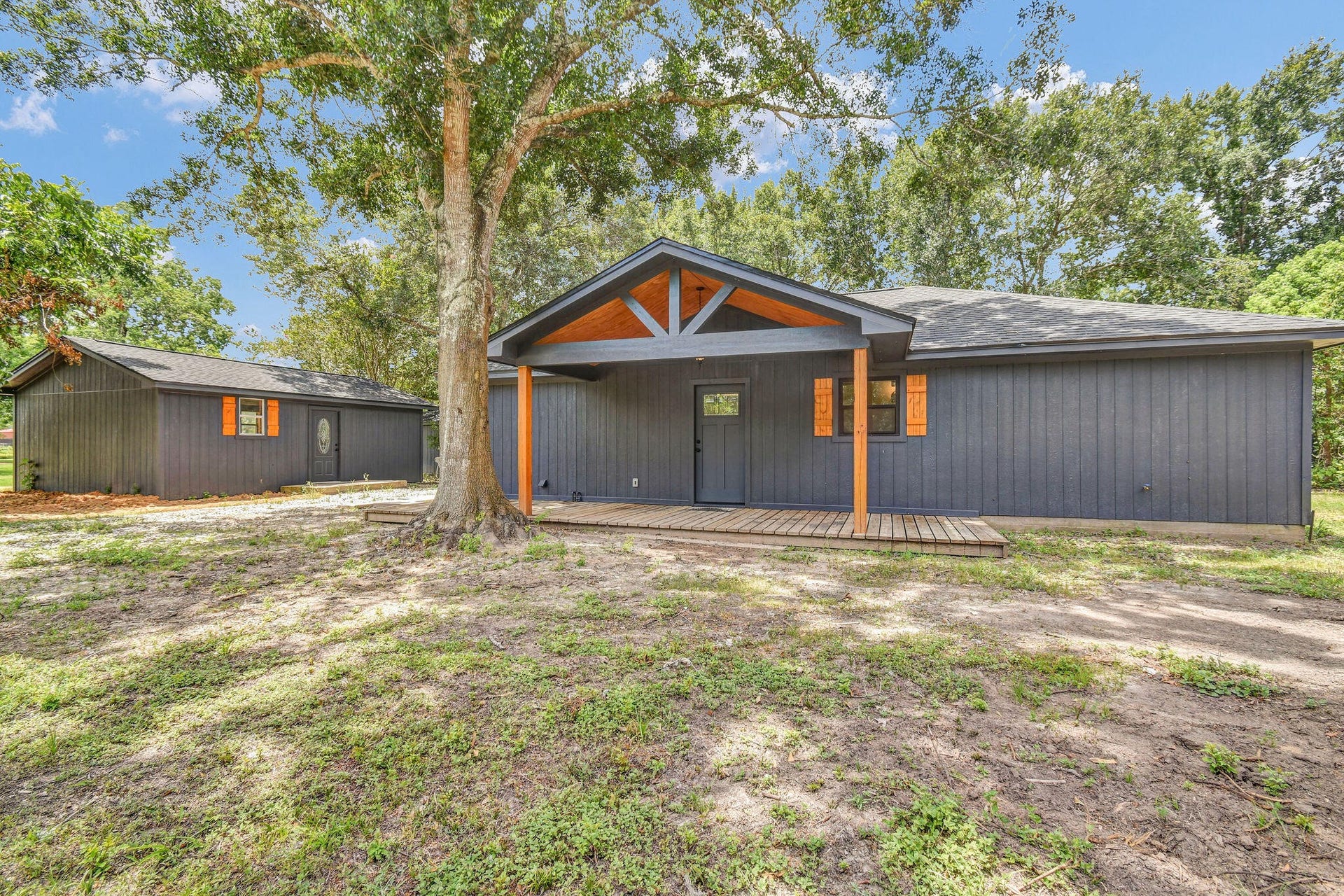 4922 County Road 937b, Alvin, TX 77511 4922 County Road 937b, Alvin, TX 77511