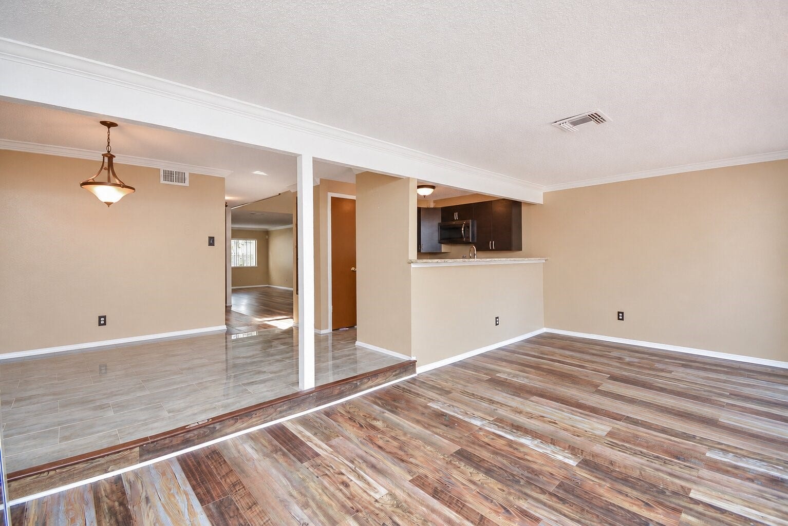 6168 W Airport Boulevard, #16, Houston, TX 77035 6168 W Airport Boulevard, #16, Houston, TX 77035