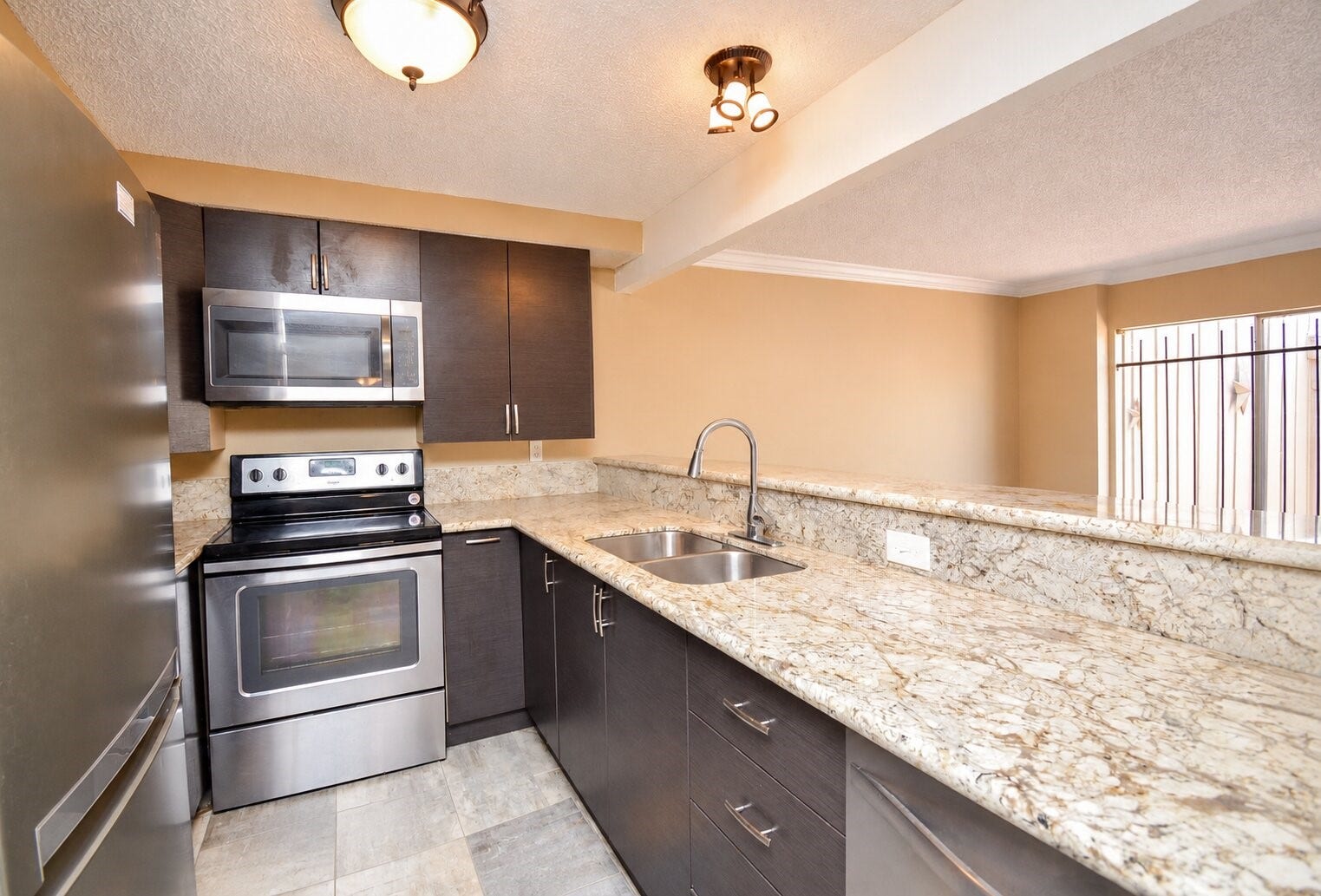 6168 W Airport Boulevard, #16, Houston, TX 77035 6168 W Airport Boulevard, #16, Houston, TX 77035
