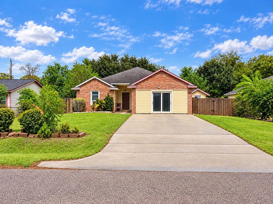 Property photo for 5021 Paula Street, Houston, TX