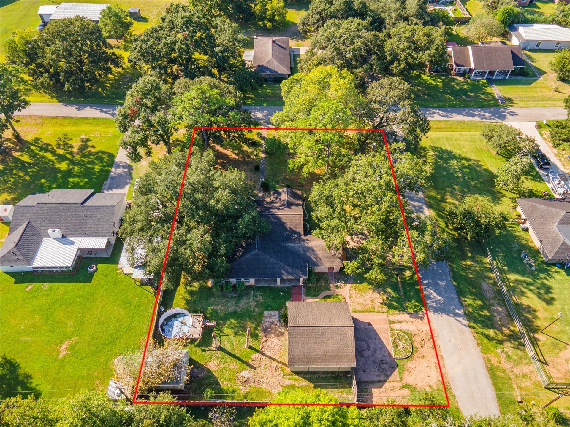 6903 Meadowlark Lane, Alvin, TX 77511