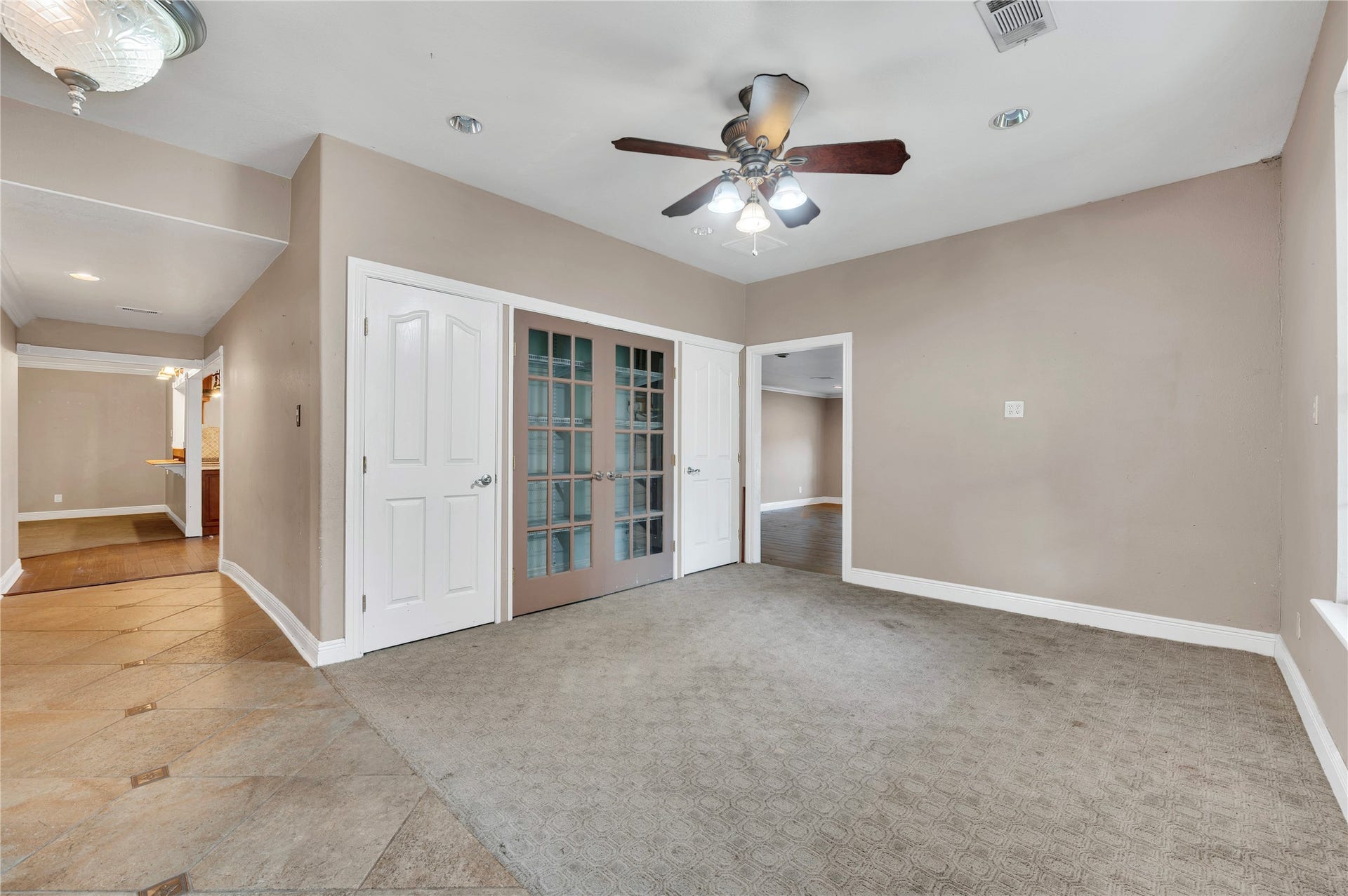 6903 Meadowlark Lane, Alvin, TX 77511