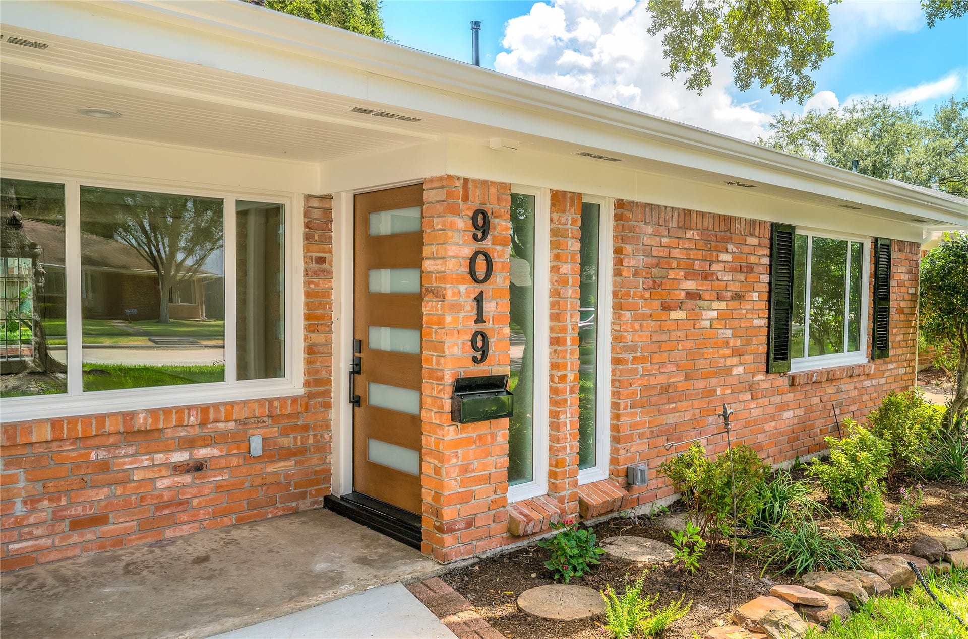 9019 Kapri Lane, Houston, TX 77025