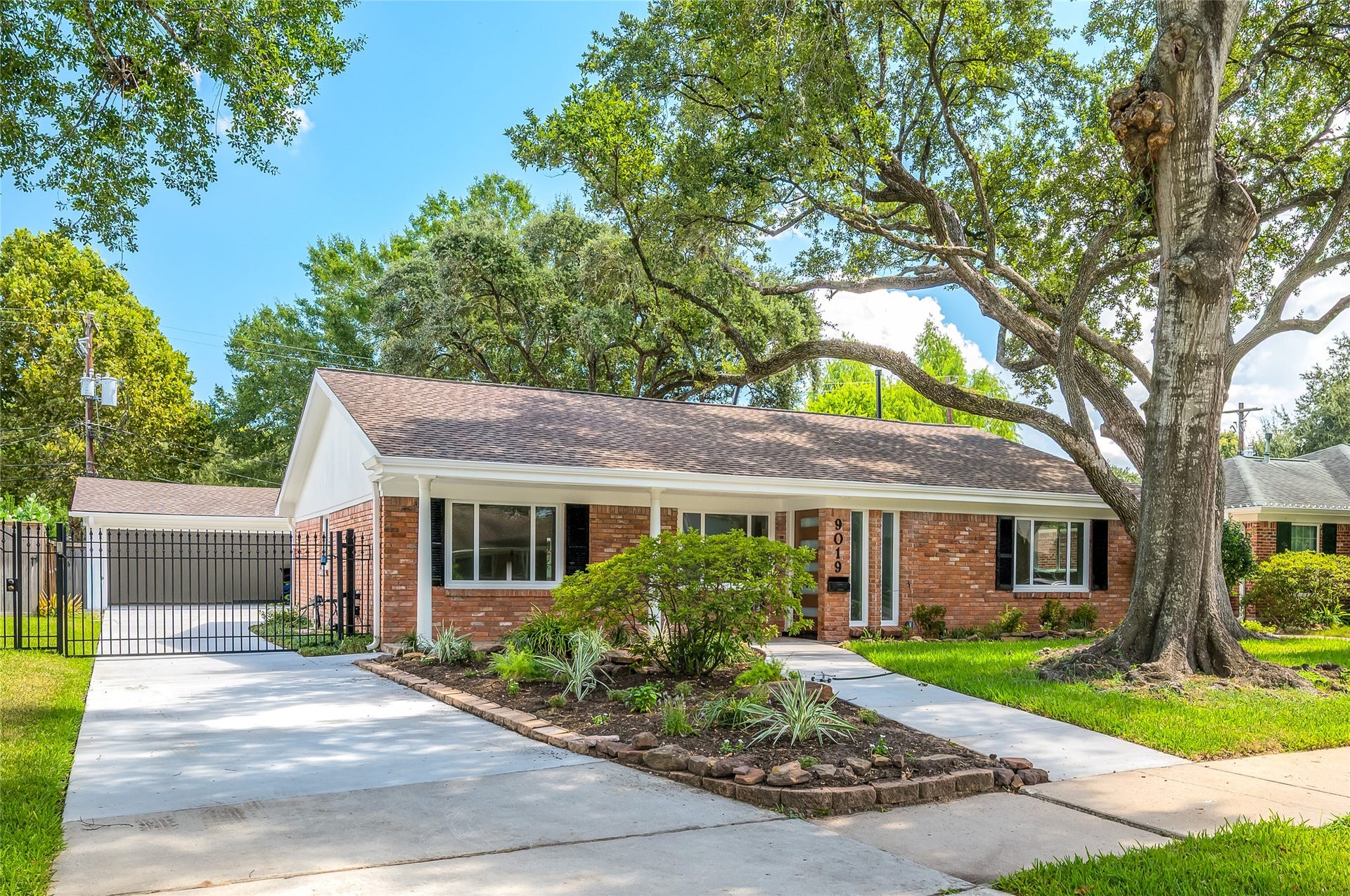 9019 Kapri Lane, Houston, TX 77025