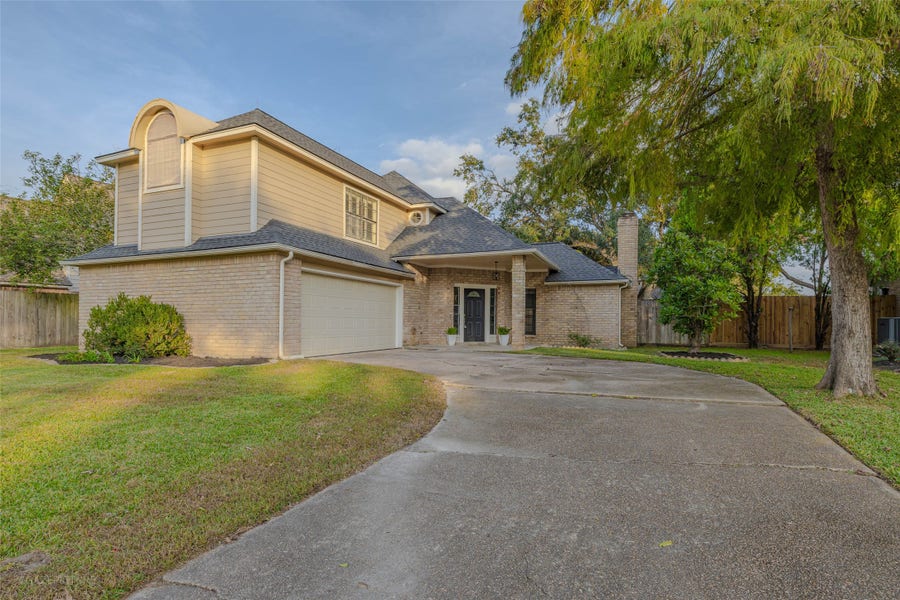 Property photo for 9810 Jockey Club Drive, Houston, TX