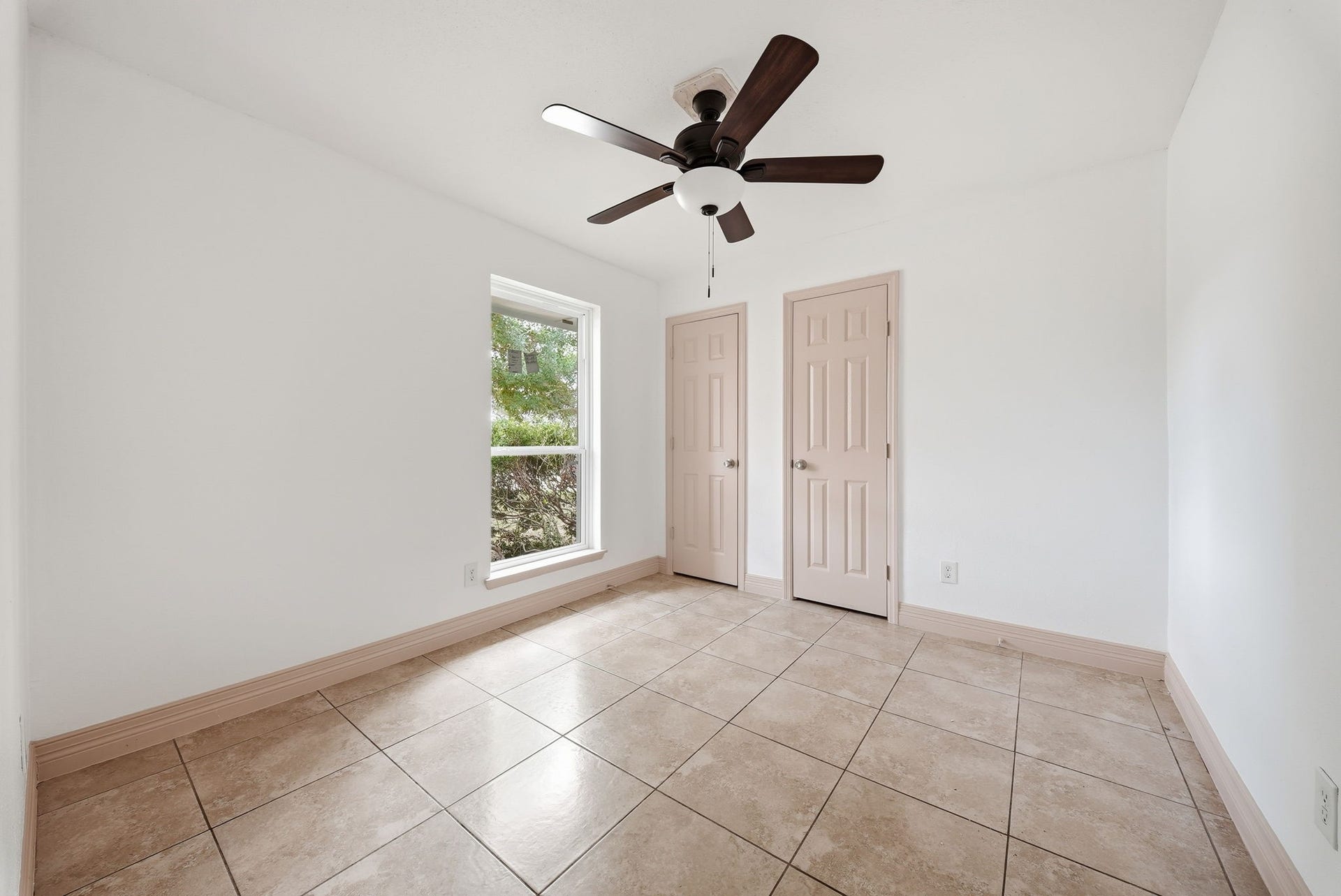12302 Swinbrook Lane, Houston, TX 77039 12302 Swinbrook Lane, Houston, TX 77039