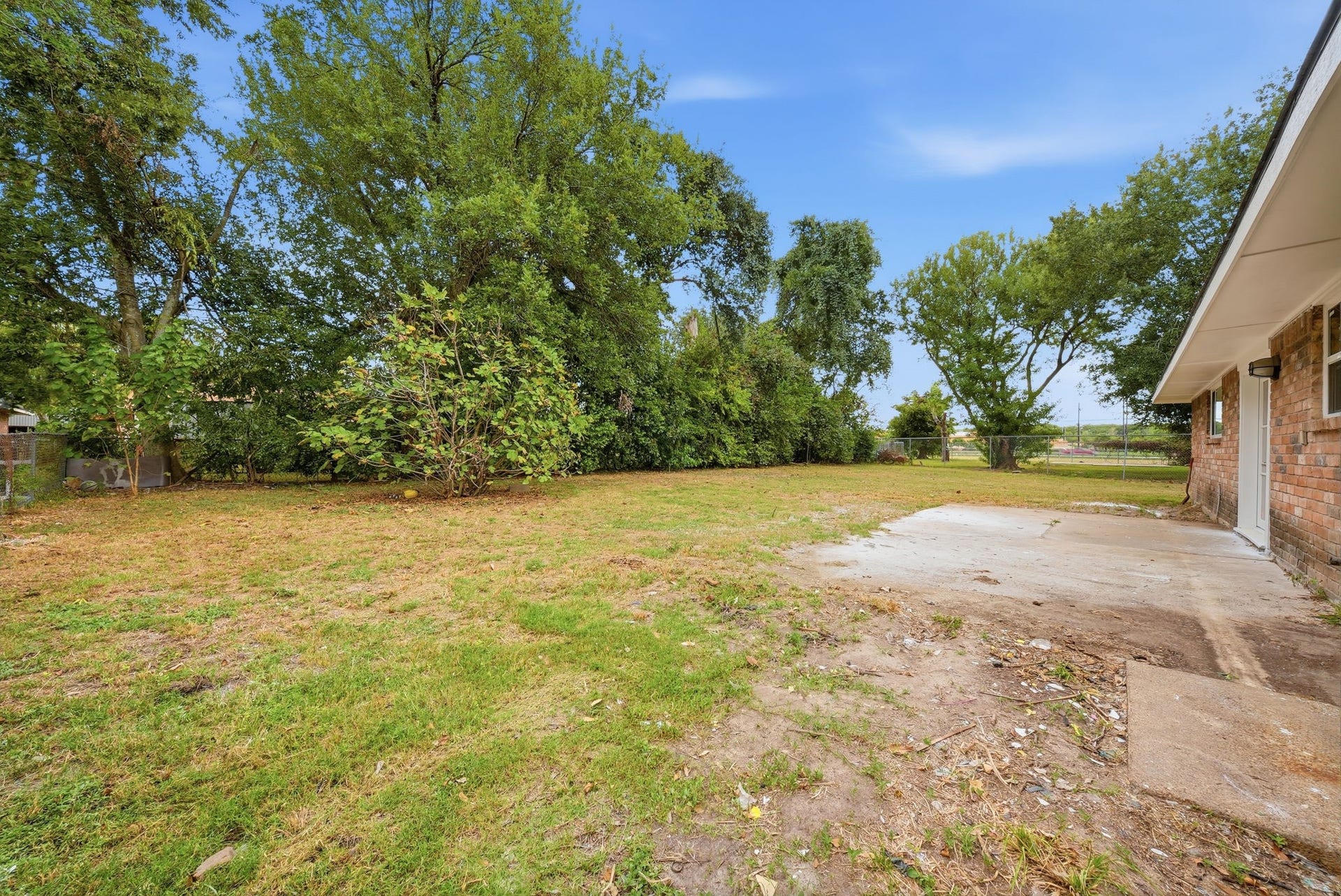 12302 Swinbrook Lane, Houston, TX 77039 12302 Swinbrook Lane, Houston, TX 77039