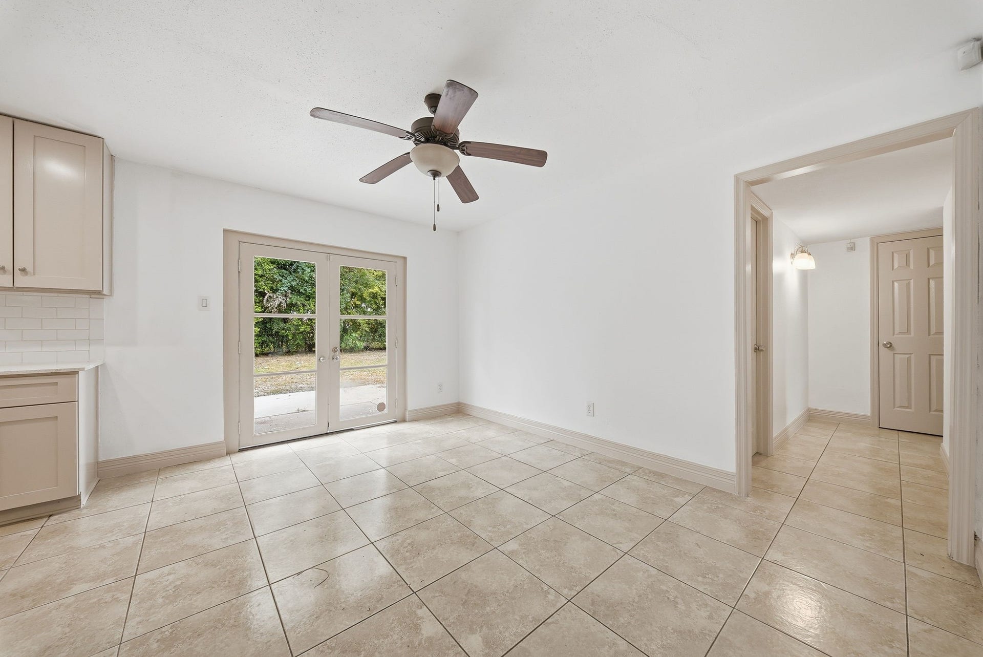 12302 Swinbrook Lane, Houston, TX 77039 12302 Swinbrook Lane, Houston, TX 77039