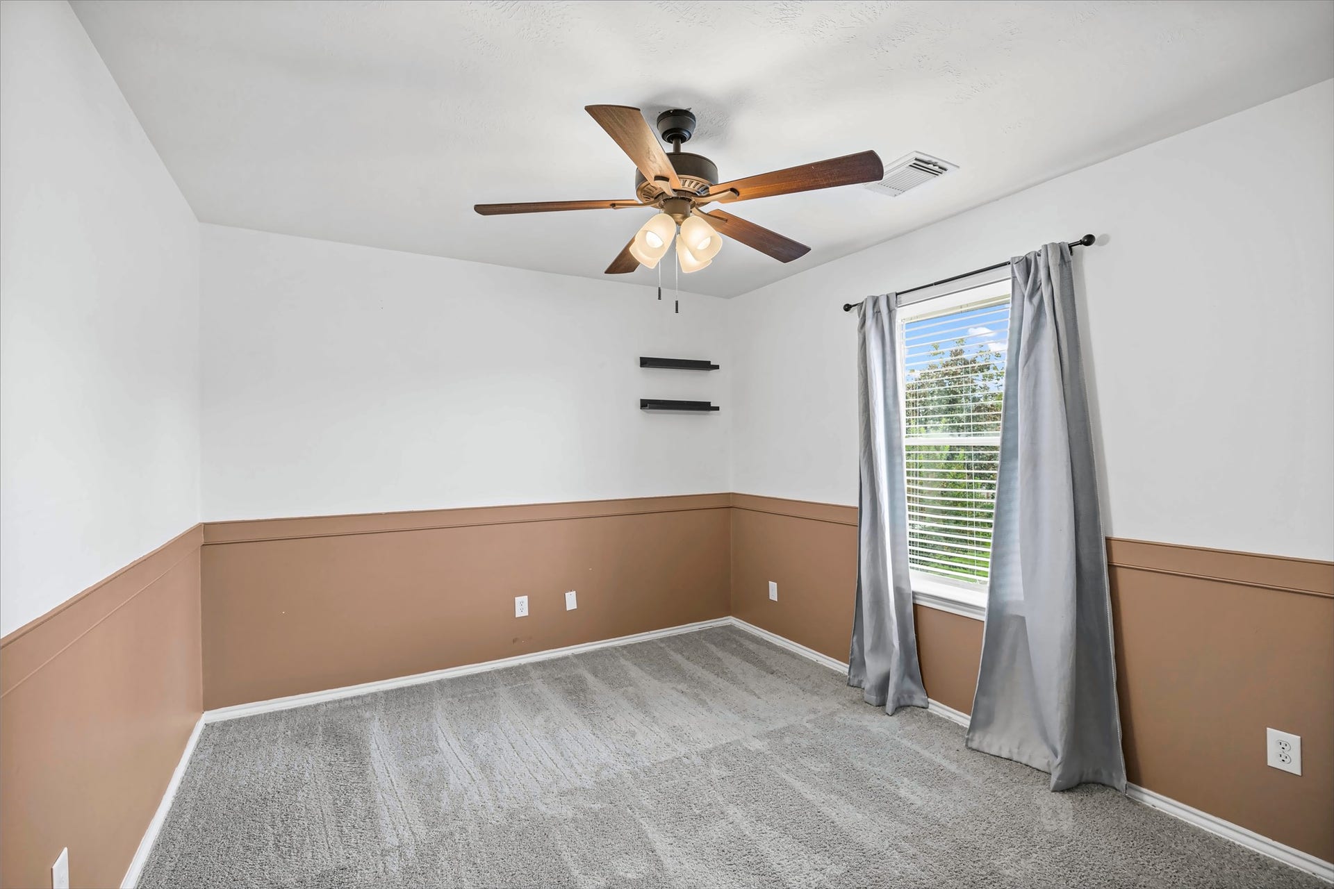 24511 Avonbury Ln, Katy, TX 77494 24511 Avonbury Ln, Katy, TX 77494