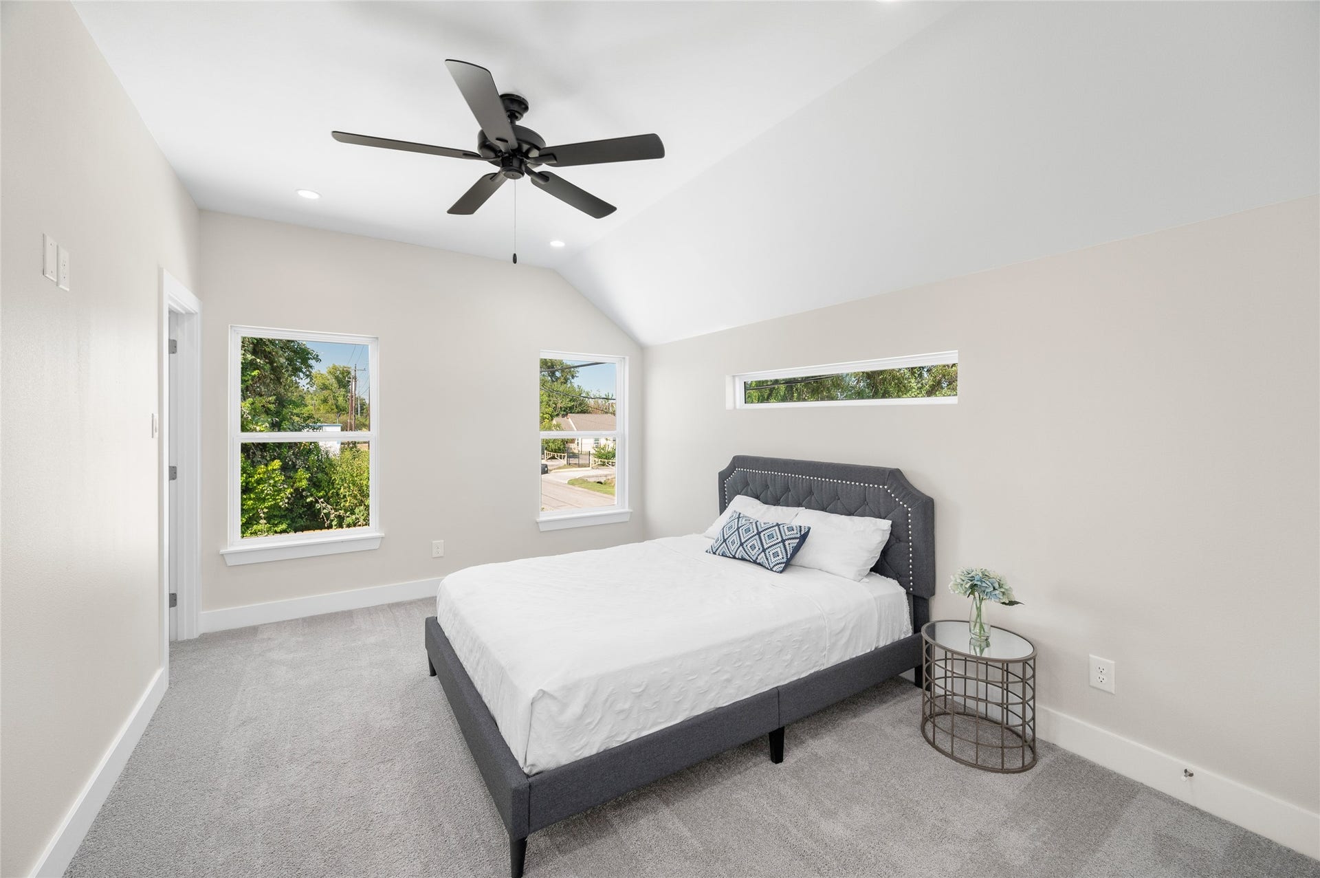 6831 Tuskegee Street, Houston, TX 77091 6831 Tuskegee Street, Houston, TX 77091