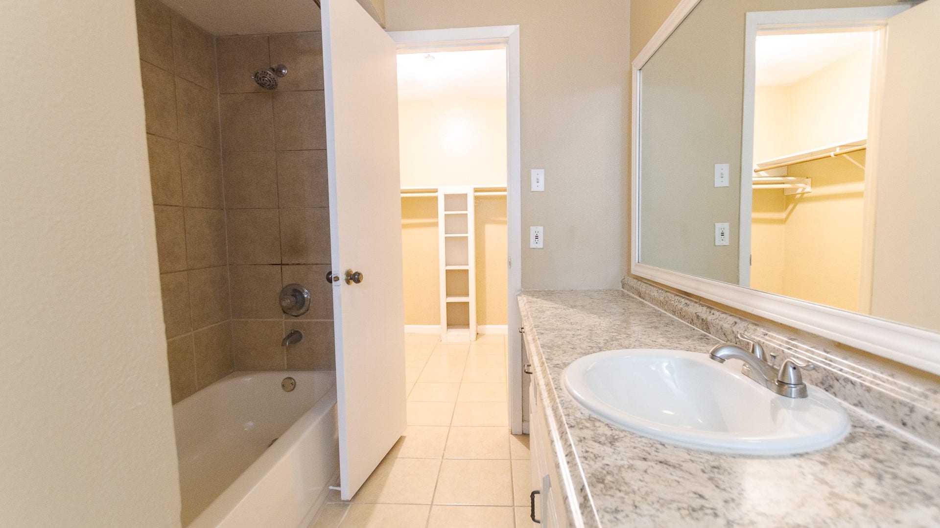 25710 Pepper Ridge Lane, Spring, TX 77373 25710 Pepper Ridge Lane, Spring, TX 77373