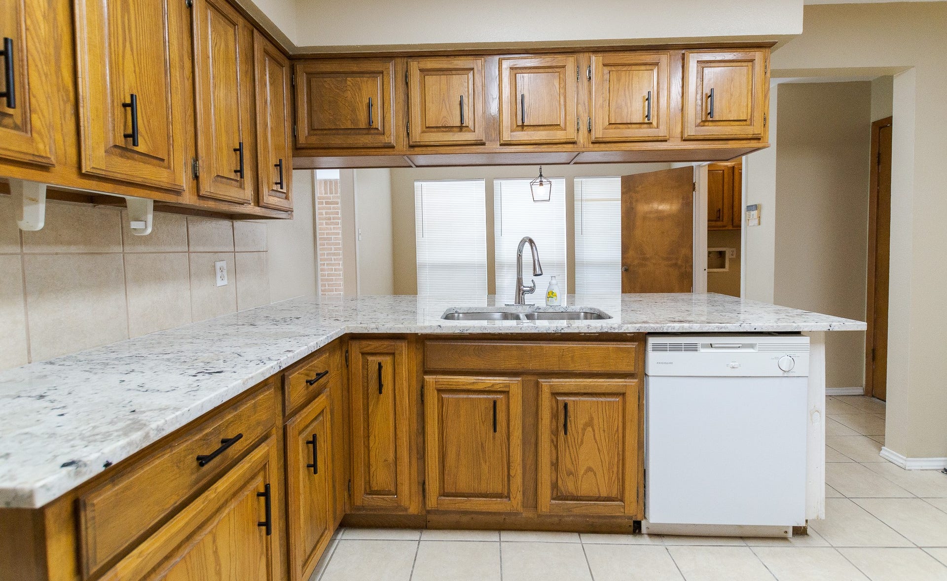 25710 Pepper Ridge Lane, Spring, TX 77373 25710 Pepper Ridge Lane, Spring, TX 77373
