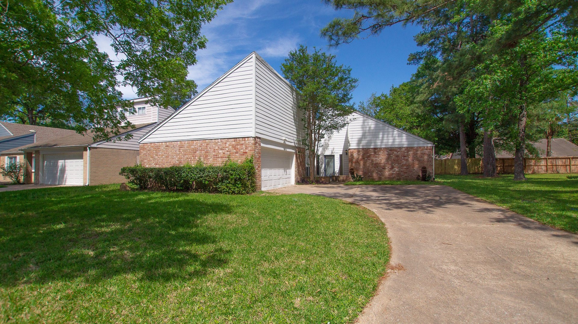 25710 Pepper Ridge Lane, Spring, TX 77373 25710 Pepper Ridge Lane, Spring, TX 77373