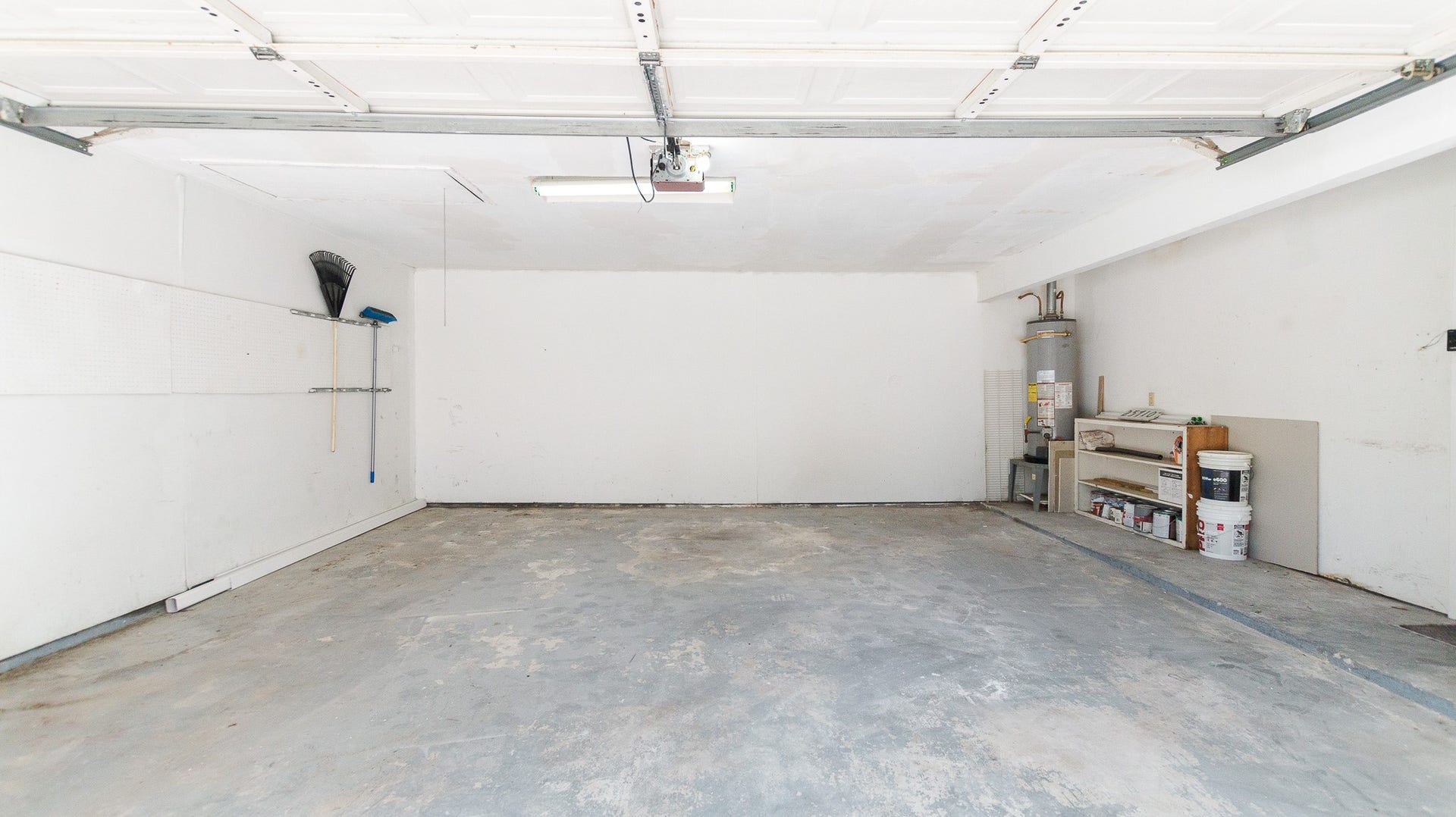 25710 Pepper Ridge Lane, Spring, TX 77373 25710 Pepper Ridge Lane, Spring, TX 77373