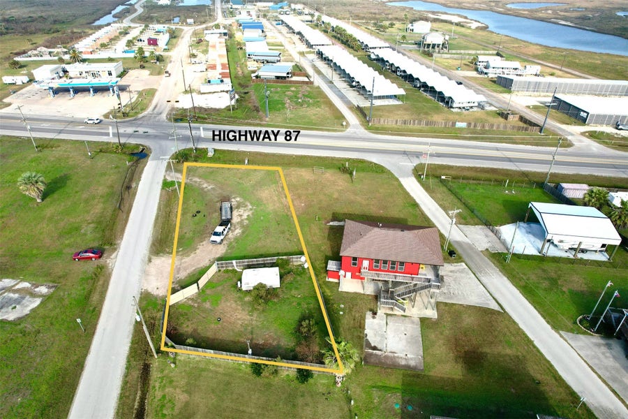 Property photo for 3005 HIGHWAY 87, Crystal Beach, TX