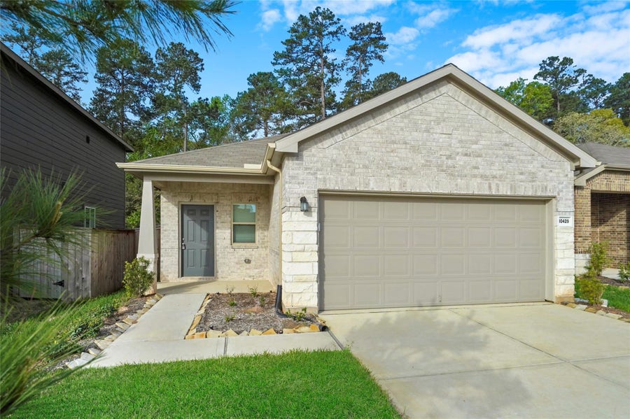 Property photo for 10429 Pineland Drive, Conroe, TX