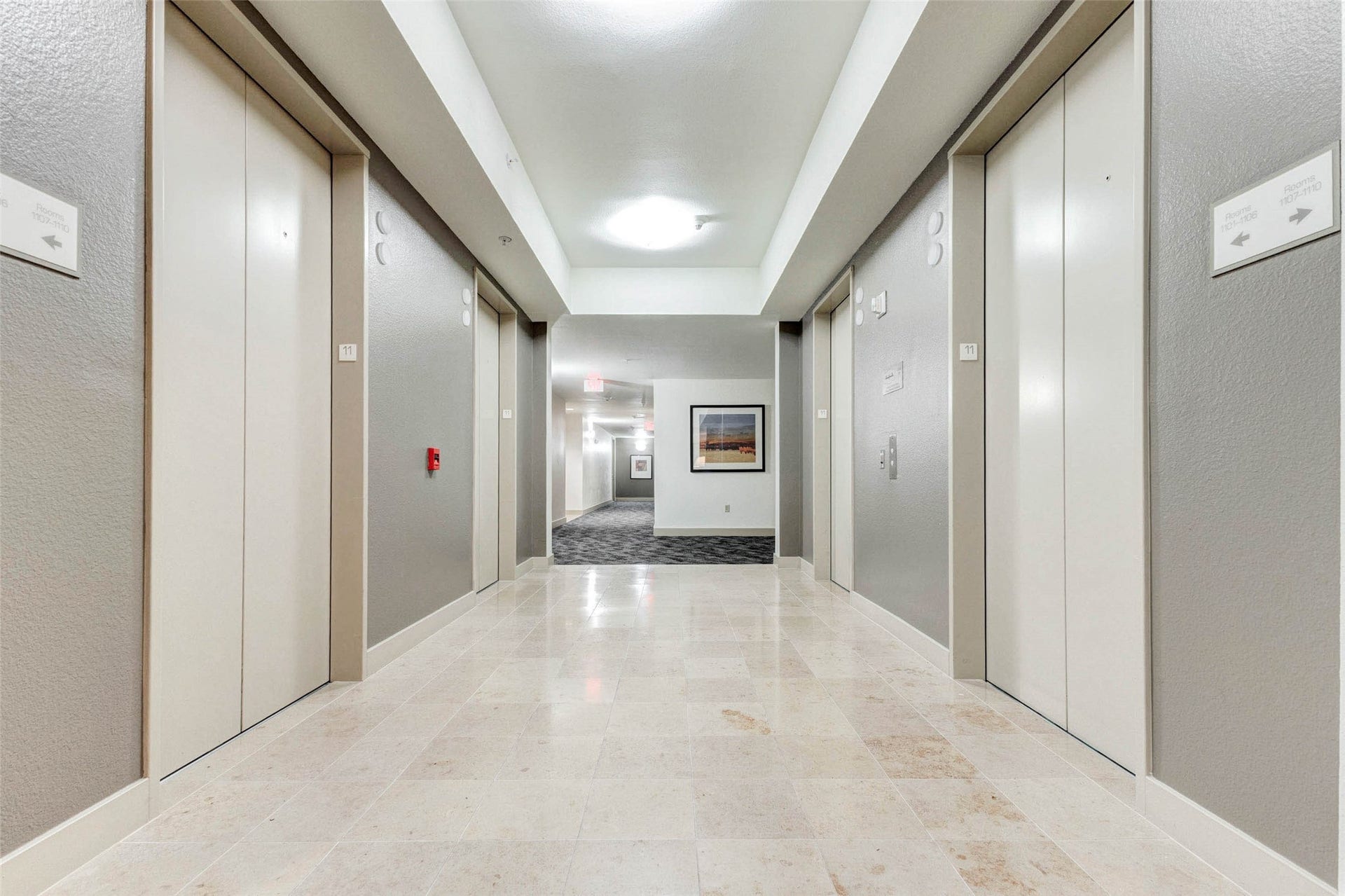 3505 Sage Road, #1104, Houston, TX 77056 Step into a clean, modern elevator lobby that sets the tone for upscale high-rise living at The Mark. Neutral tones, bright overhead lighting, and polished stone flooring create a welcoming and refined atmosphere for residents and guests. Multiple elevators offer convenient access to each floor, while the thoughtfully designed hallway provides a quiet transition between the buildings shared spaces and private residences.