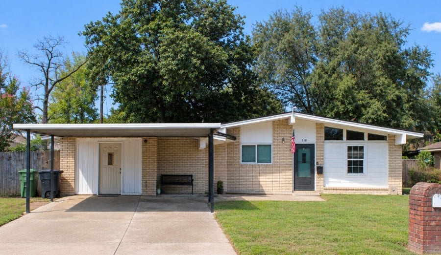 Property photo for 110 W Brenda Street, Houston, TX