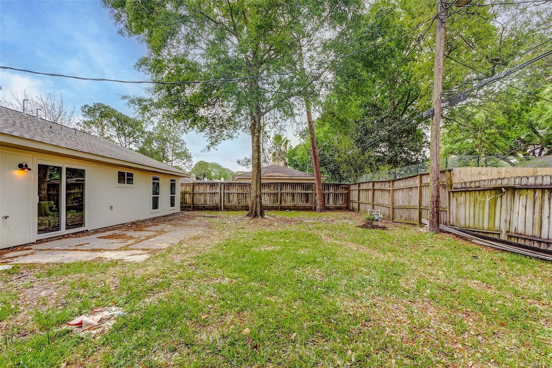 6003 Sanford Road, Houston, TX 77096 6003 Sanford Road, Houston, TX 77096
