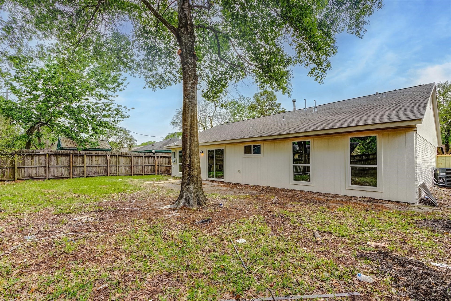 6003 Sanford Road, Houston, TX 77096 6003 Sanford Road, Houston, TX 77096