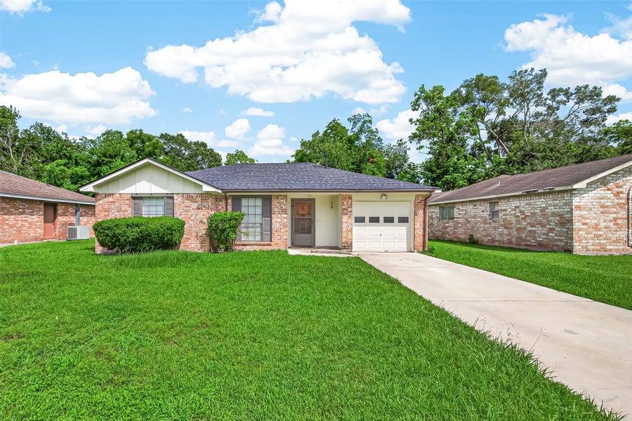 Property photo for 5319 Ridge Turn Drive, Houston, TX