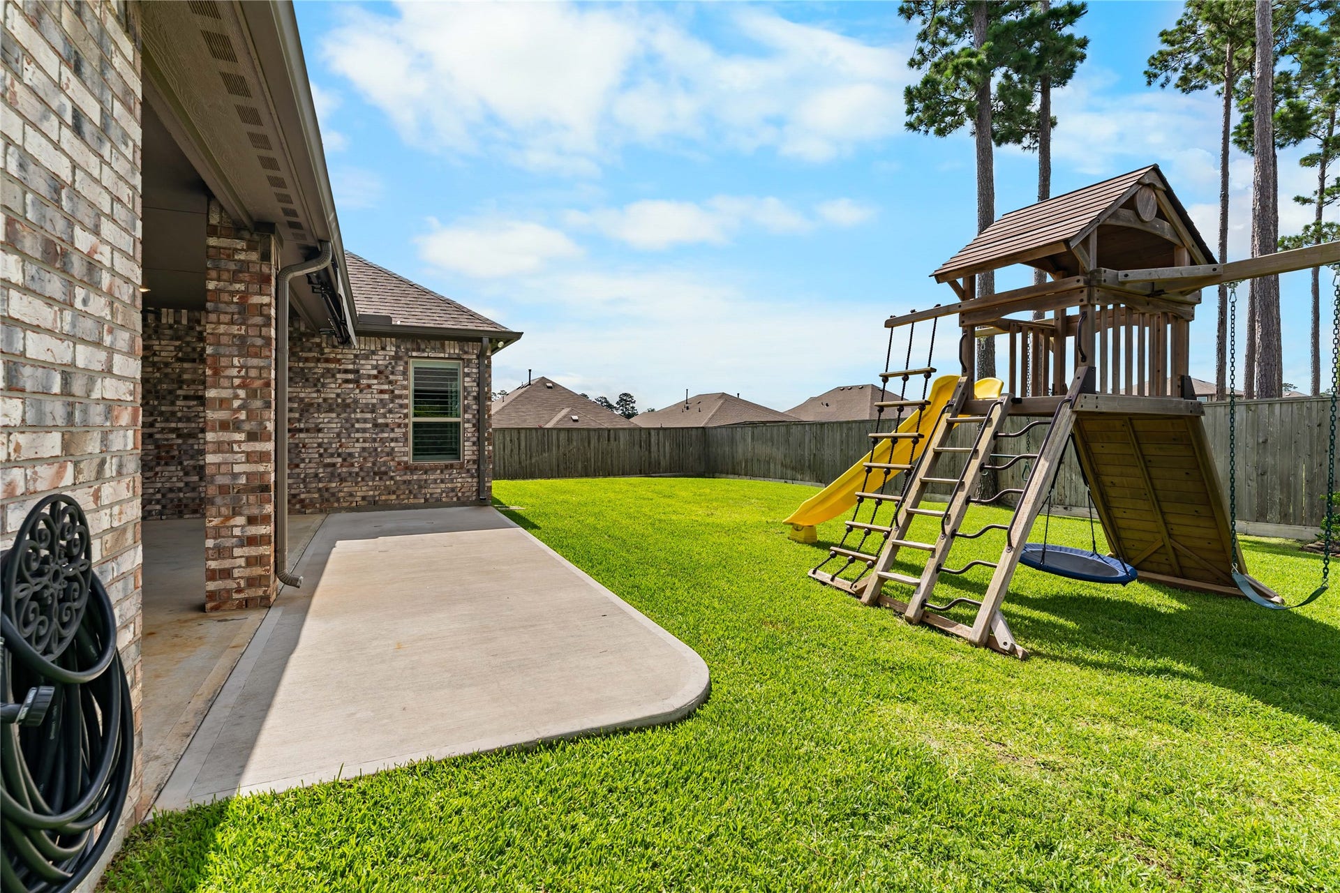 40803 Mostyn Drive, Magnolia, TX 77354 40803 Mostyn Drive, Magnolia, TX 77354